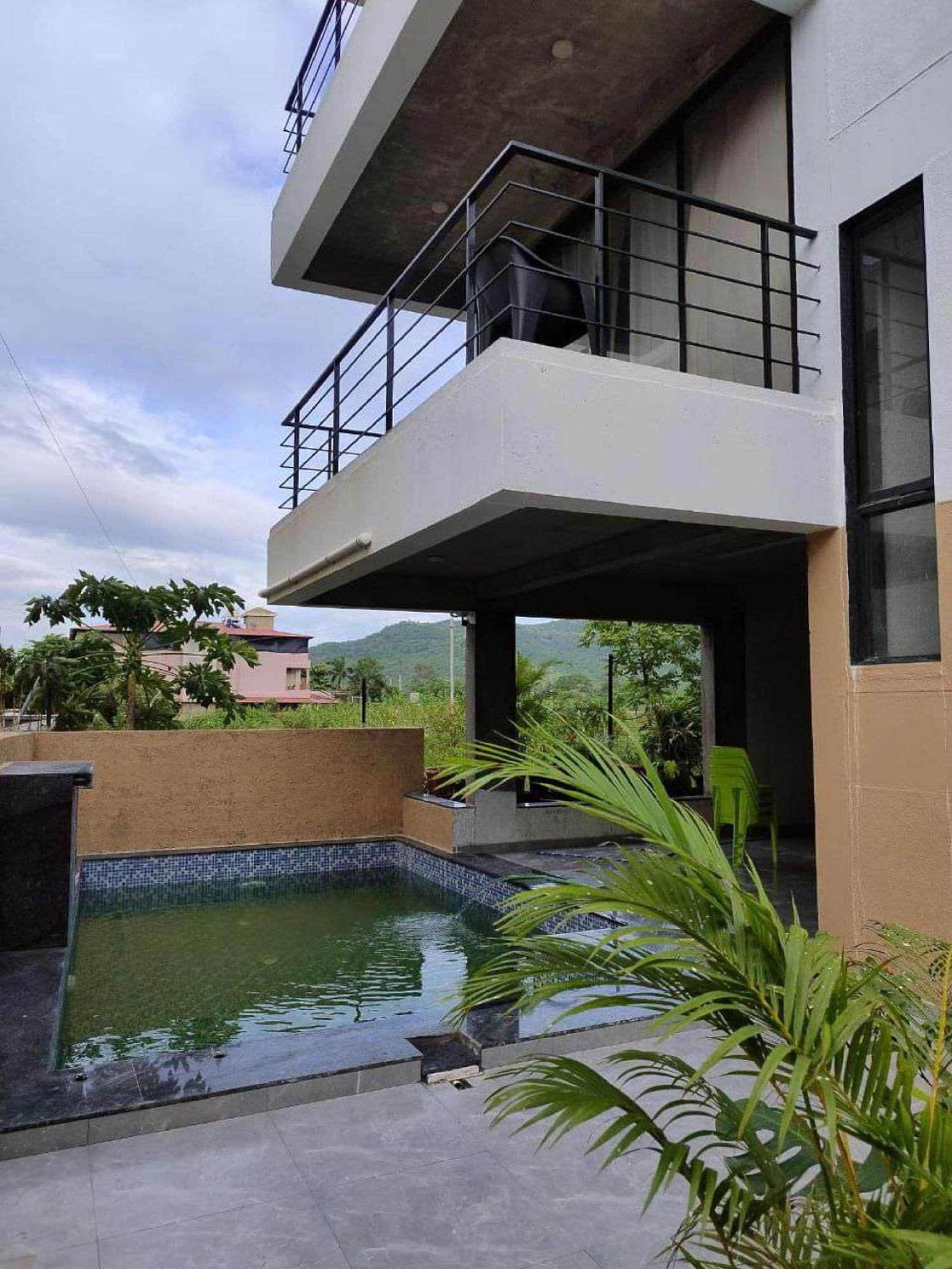 Rising Dust Villa Lonavala Exteriör bild